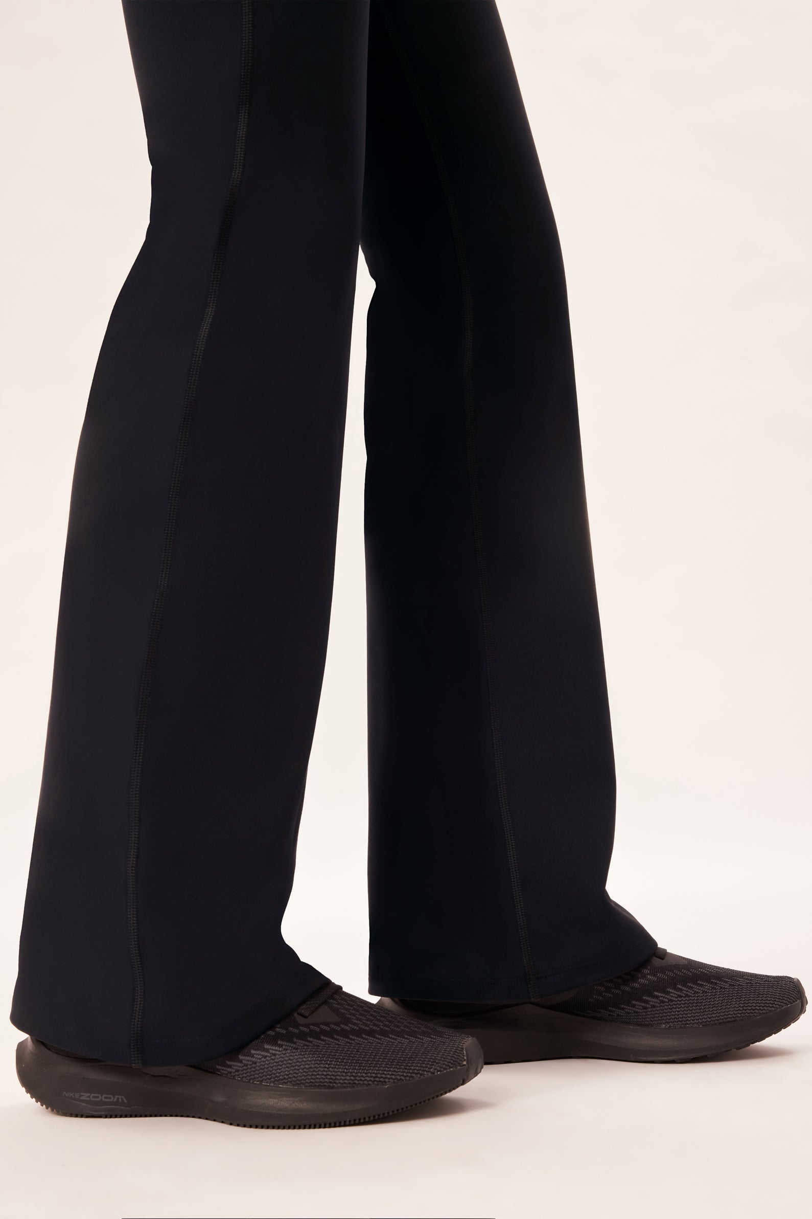 Compressive Flare Legging