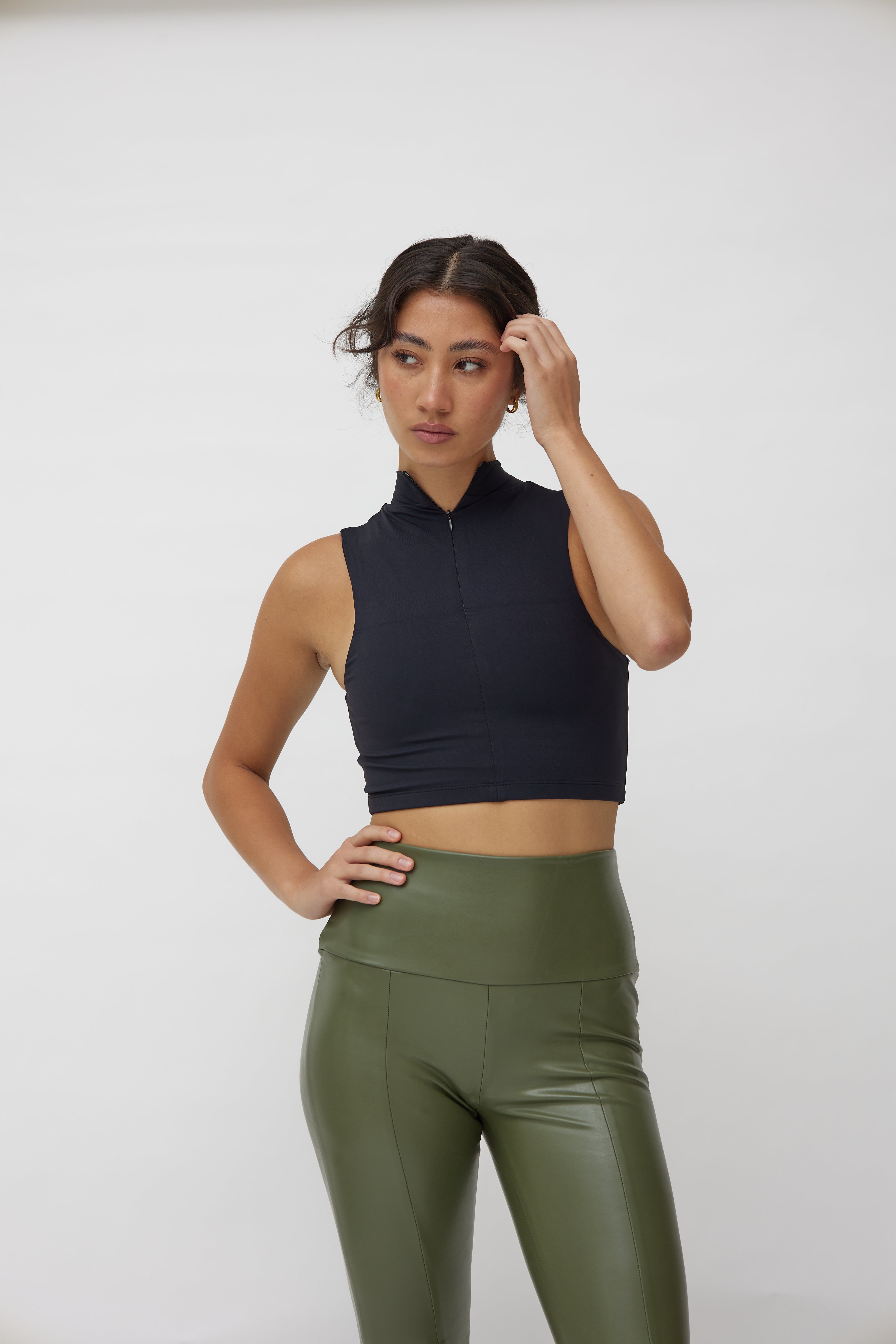 River Lift High Neck Tank