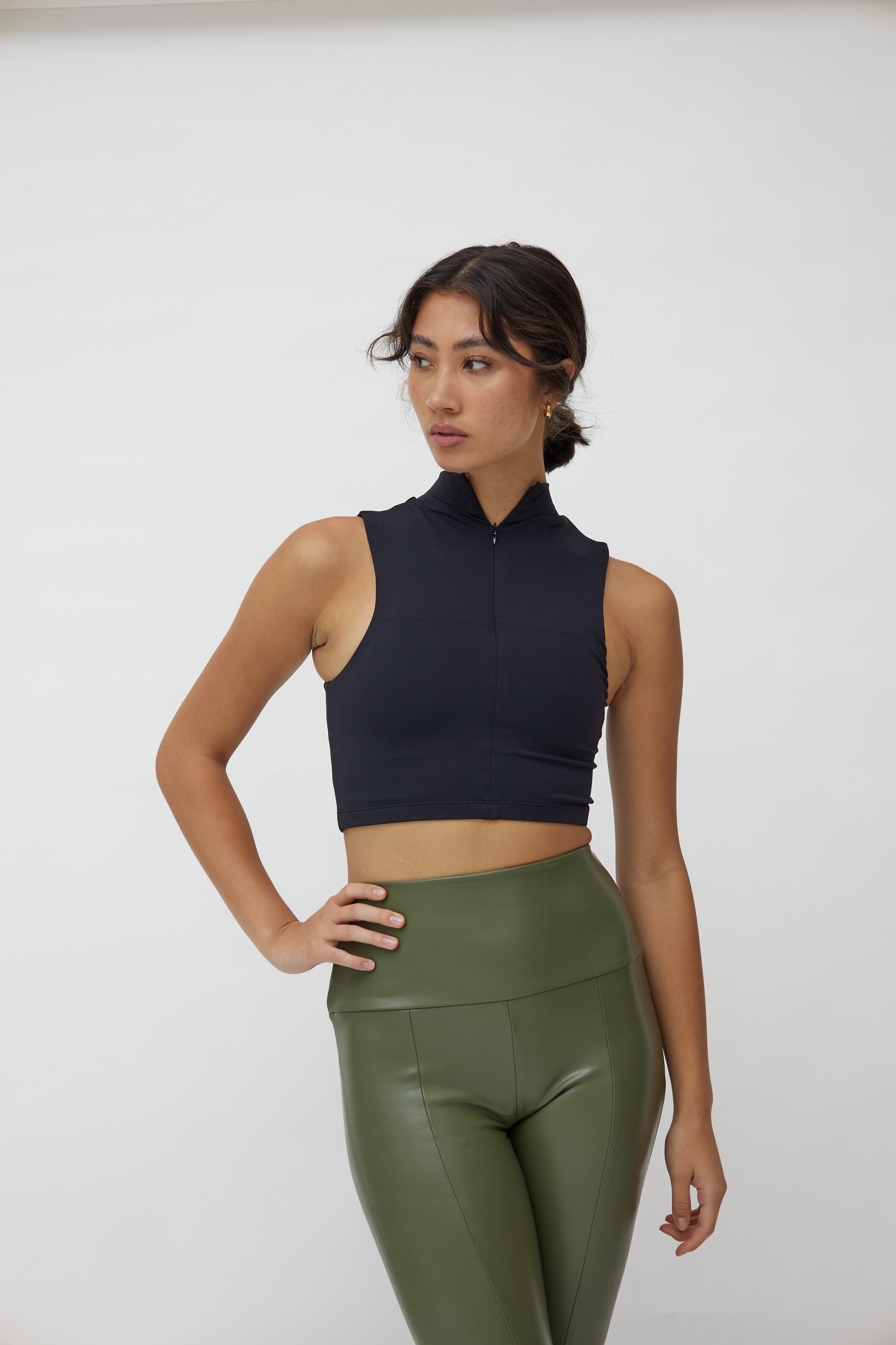 River Lift High Neck Tank