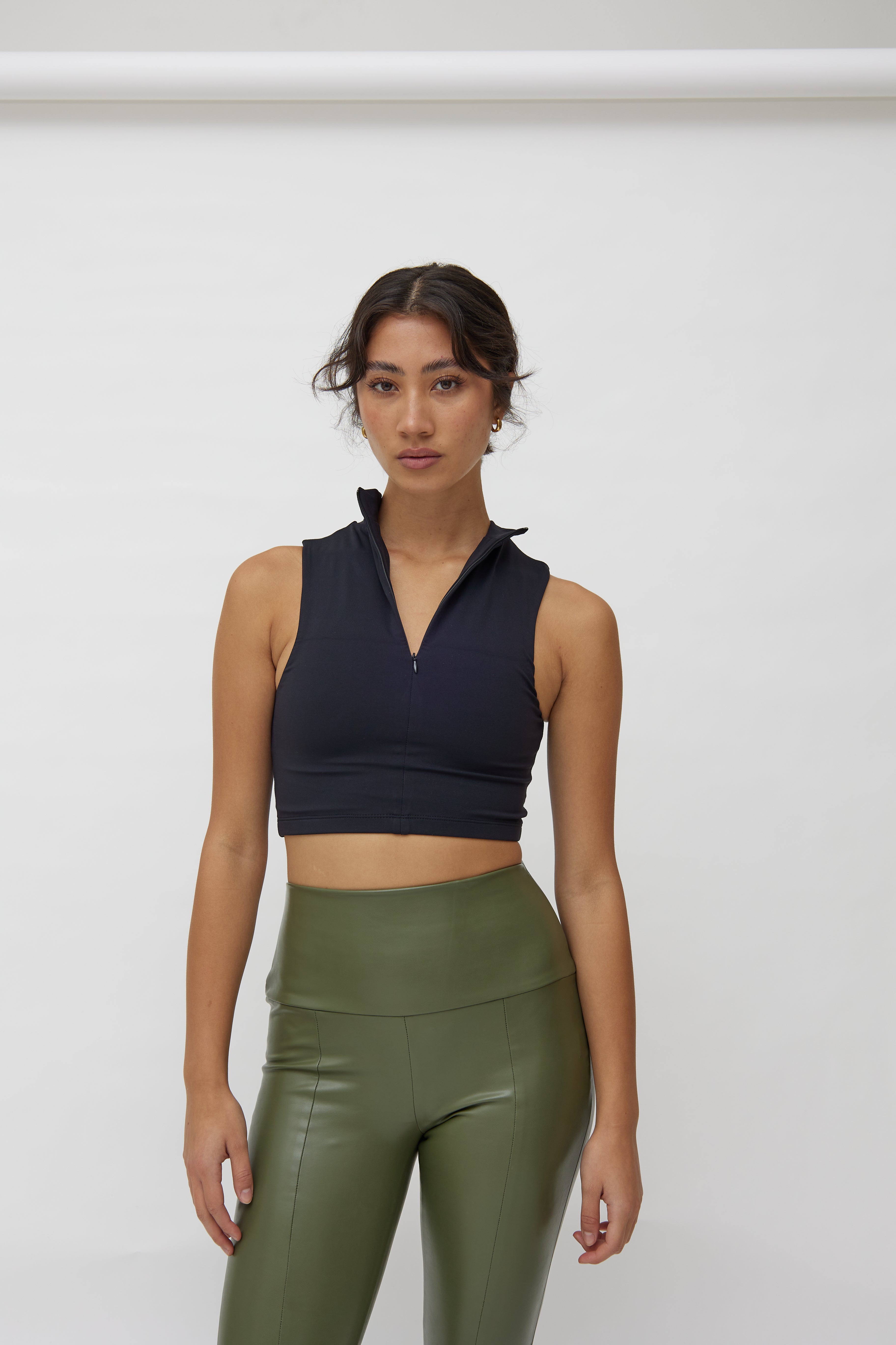 River Lift High Neck Tank