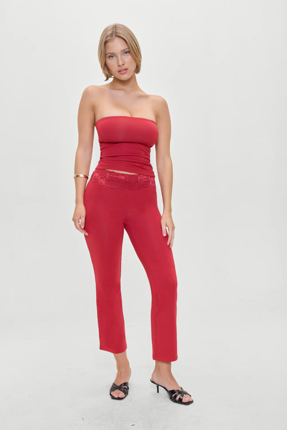 Holloway Low Rise Capri Pants