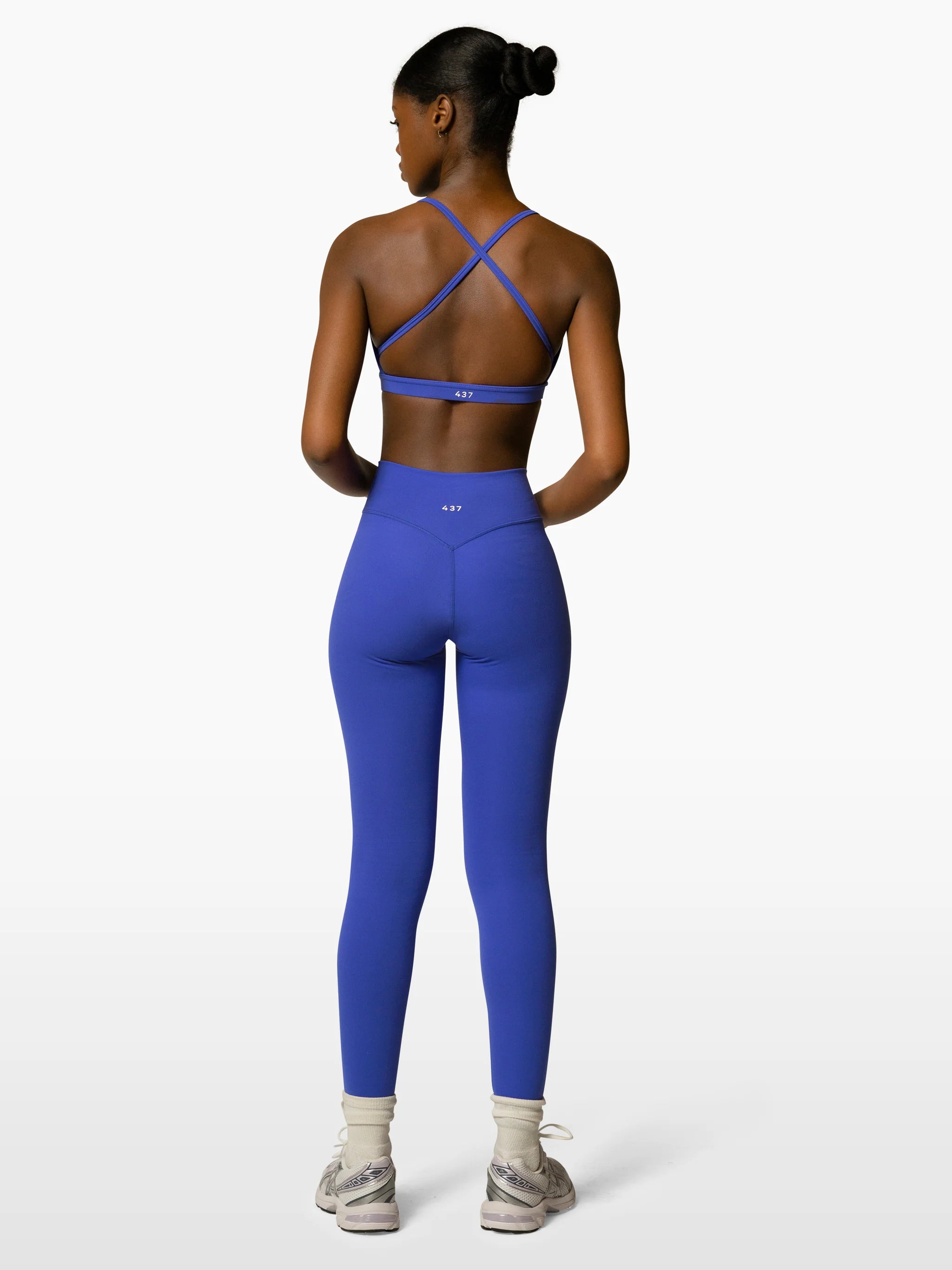 The V Legging