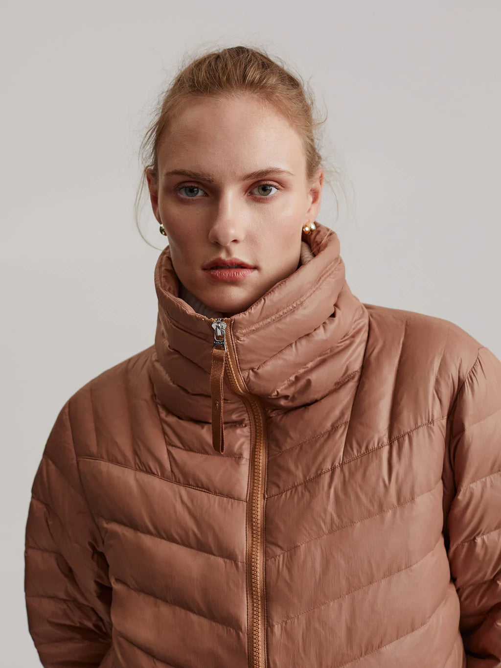 Porter Lightweight Down Jacket
