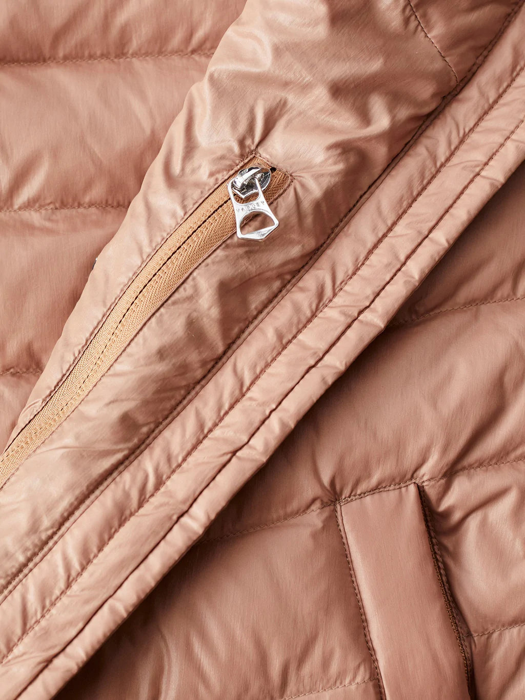 Porter Lightweight Down Jacket